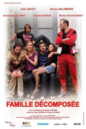 Famille Décomposée (2010)