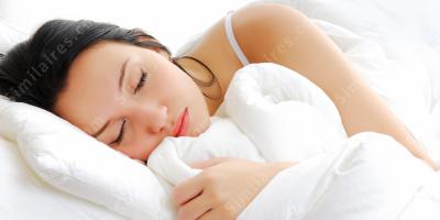 allongé sur le lit films