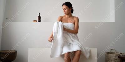 femme dans une serviette films